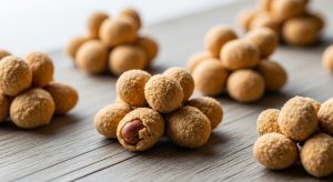 بادام زمینی روکش دار مزمز